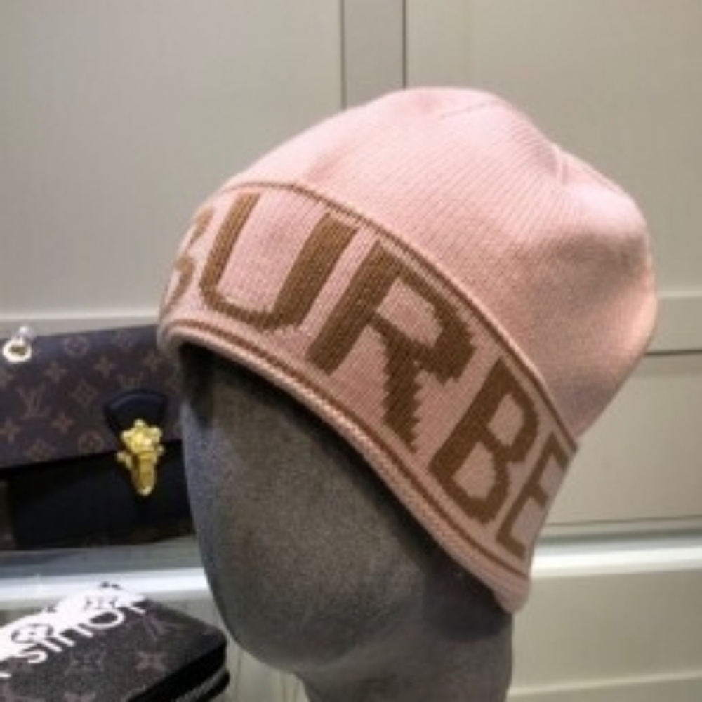 Burberry Logo Knit Beanie Pink